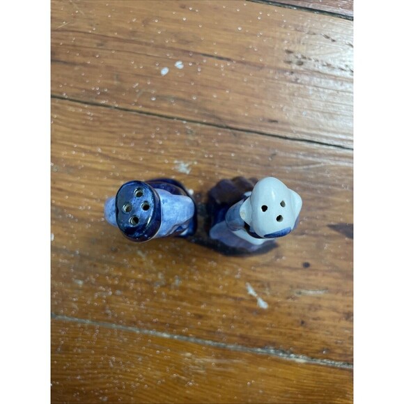 VINTAGE DELFT DUTCH MAN WOMAN SALT & PEPPER SHAKERS HOLLAND - Picture 4 of 6